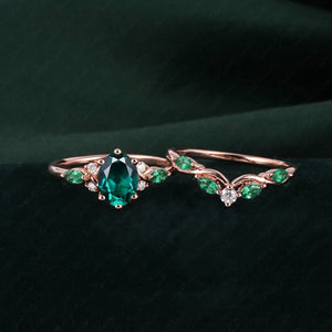Vintage Leaf Oval Emerald Engagement Ring Set