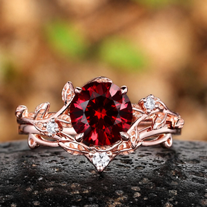 Vintage Leaf & Vine Round Red Garnet Bridal Ring Set