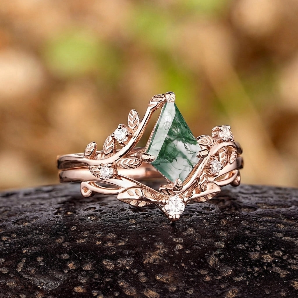 Black Gold Leaf Twig Kite Cut Moss Agate Ring