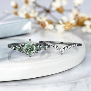 Dainty Round Cut Unique Moss Agate Couple Rings Nature - Inspired His & Her Matching Wedding Band - anerjuly