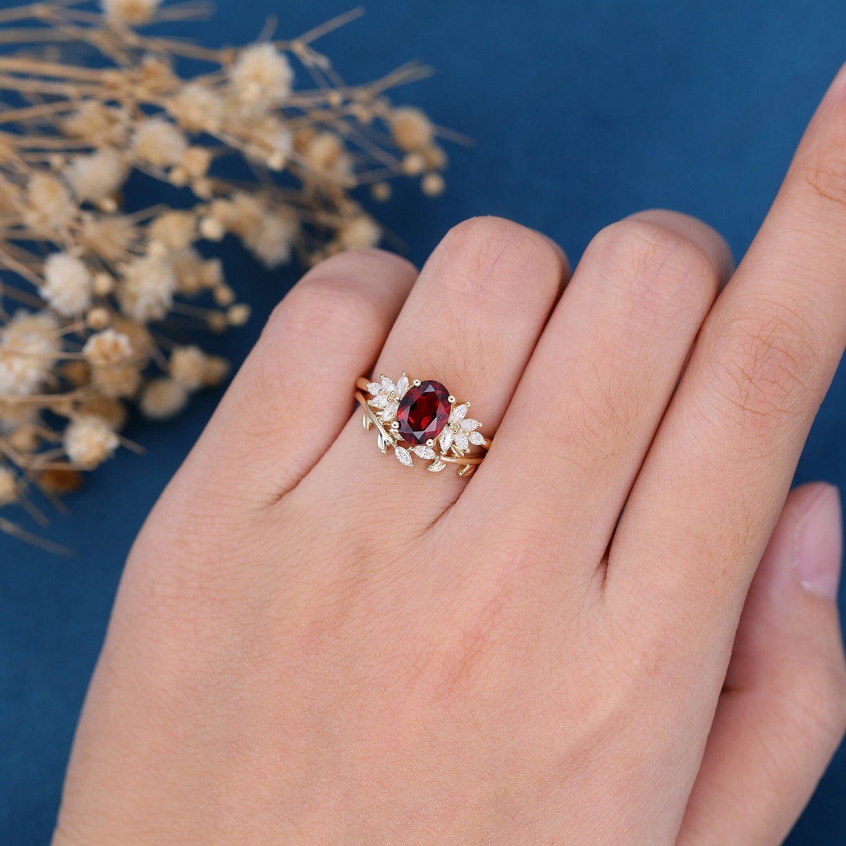 Vintage Leaf Oval Red Garnet Engagement Ring Set