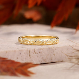 Vintage Engraved Floral Leaf Scroll Wedding Band