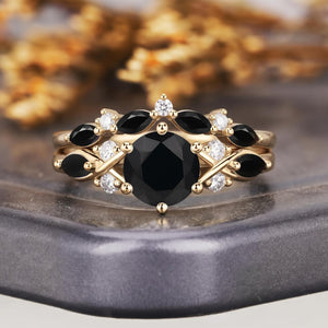 Vintage Leaf & Vine Round Black Onyx Engagement Ring Set
