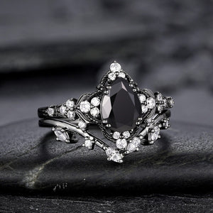 Unique Black Gold Pear Shape Black Onyx Leaf Engagement Ring, Witchy Twig Branch Promise Ring Gothic Black Wedding Ring Gift for Women - anerjuly