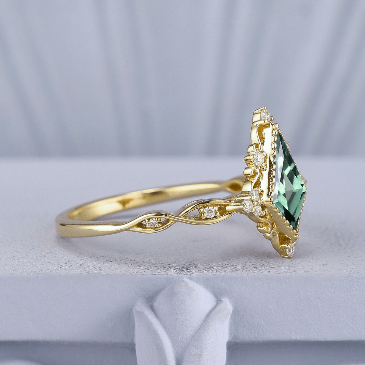 Unique Kite Cut Green Emerald Couple Ring Set Black Tungsten Gold Edge Opal His And Hers Rings - anerjuly