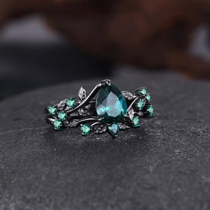 Vintage Pear Emerald Engagement Ring Set Twig Leaf Black Gold Cluster Ring Women Bridal Promise Ring - anerjuly