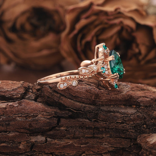 Vintage Pear Shape Emerald Engagement Ring Set Unique Floral Emerald Wedding Ring Bridal Set, Emerald Promise Ring for Women - anerjuly