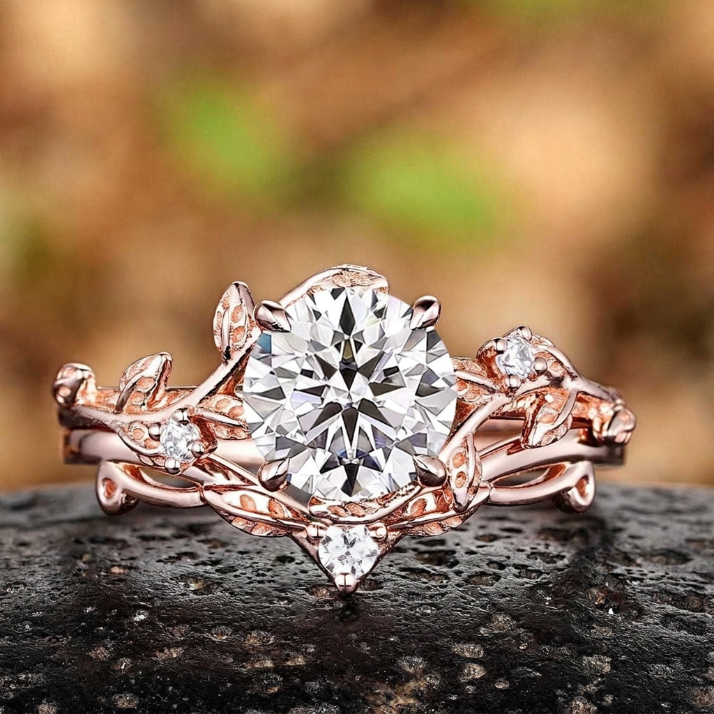 Leaf & Vine Round Cut White Moissanite Engagement Ring Set