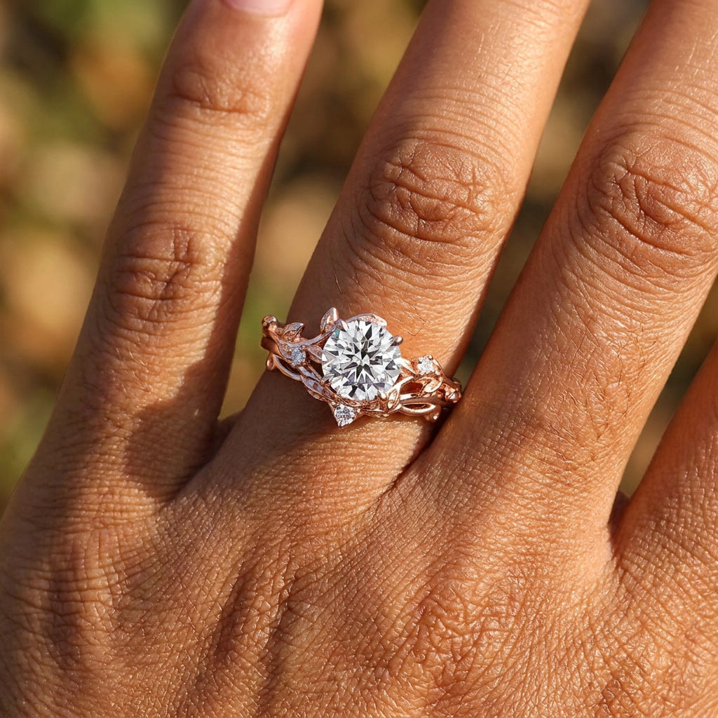 Leaf & Vine Round Cut White Moissanite Engagement Ring Set