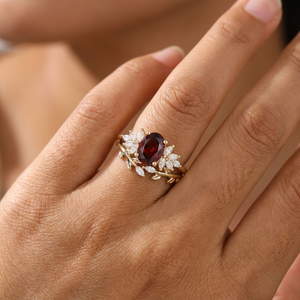 Vintage Leaf Oval Red Garnet Engagement Ring Set