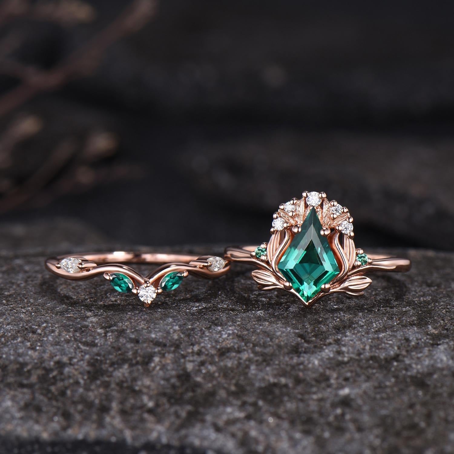 Art Deco Kite Cut Emerald Engagement Ring Set Unique Leaf Nature Inspired Ring - anerjuly