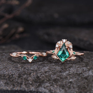 Art Deco Kite Cut Emerald Engagement Ring Set Unique Leaf Nature Inspired Ring - anerjuly