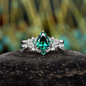 Floral Leaf Rose Gold Emerald Engagement Ring Set Unique Floral Emerald Wedding Ring - anerjuly