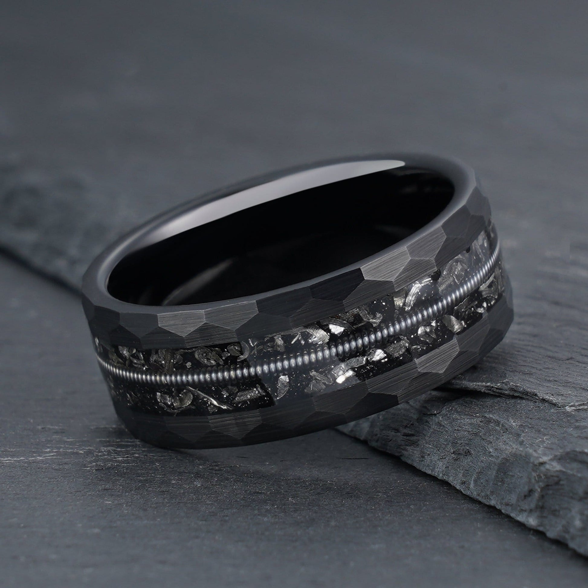 Hammered Meteorite & Guitar String Ring Men's Tungsten Ring - anerjuly