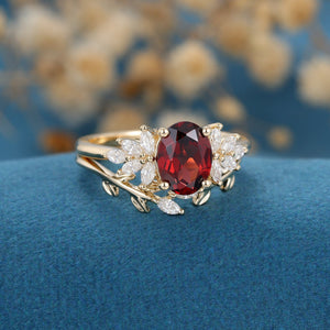Vintage Leaf Oval Red Garnet Engagement Ring Set