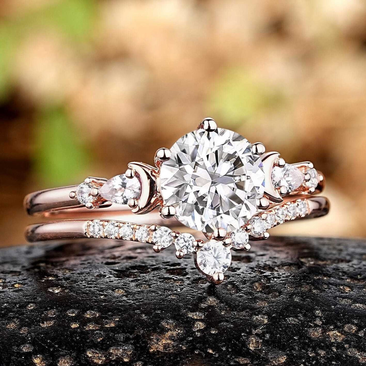 Vintage Cluster Round Cut White Moissanite Engagement Ring Set