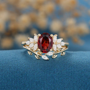 Vintage Leaf Oval Red Garnet Engagement Ring Set