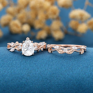 Vintage Twisted Vine Pear Cut White Moissanite Engagement Ring Set
