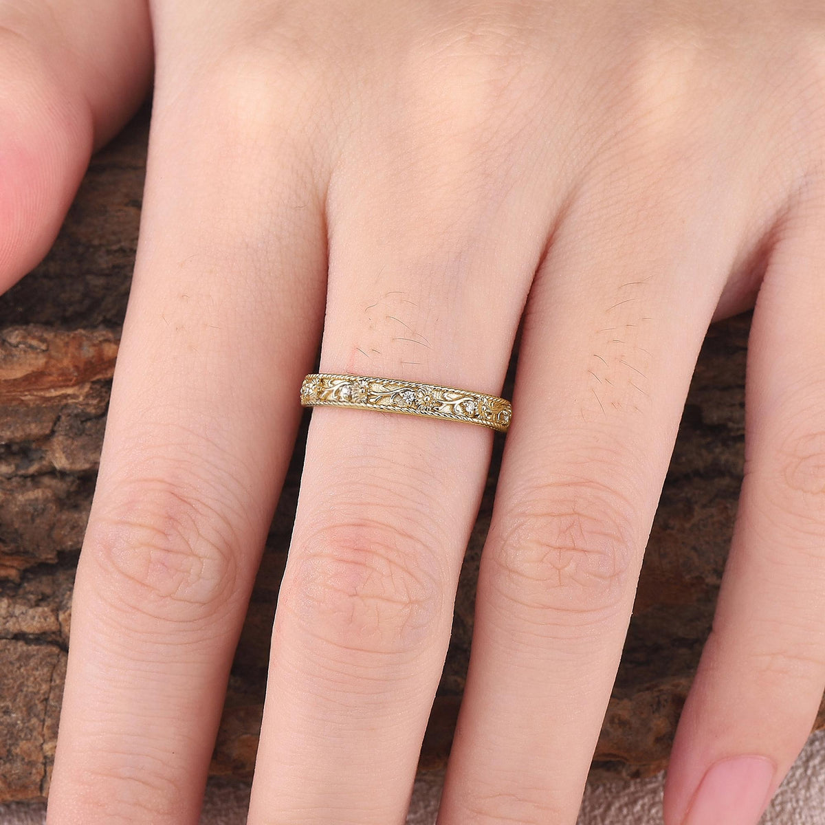 Vintage Floral Scroll Stone Accent Wedding Band