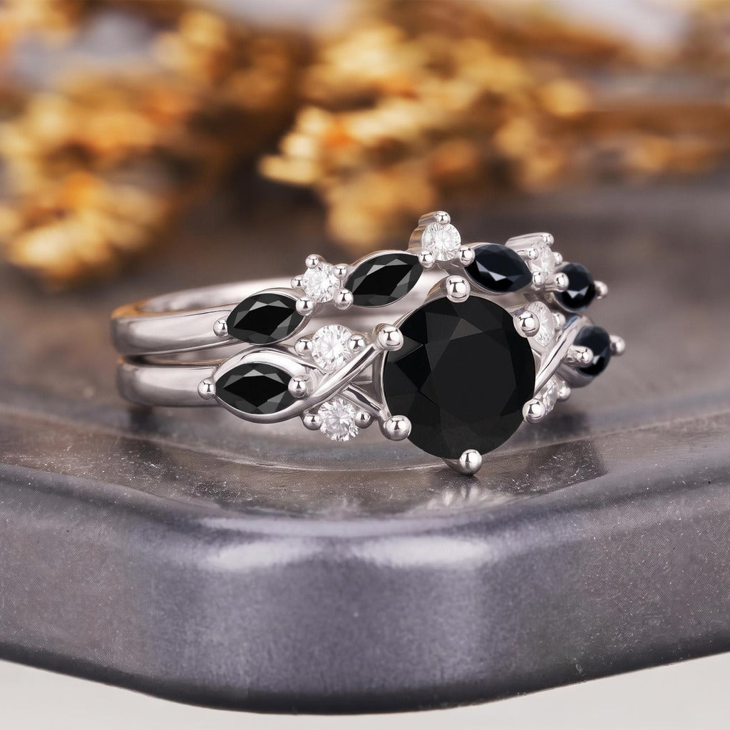 Vintage Leaf & Vine Round Black Onyx Engagement Ring Set