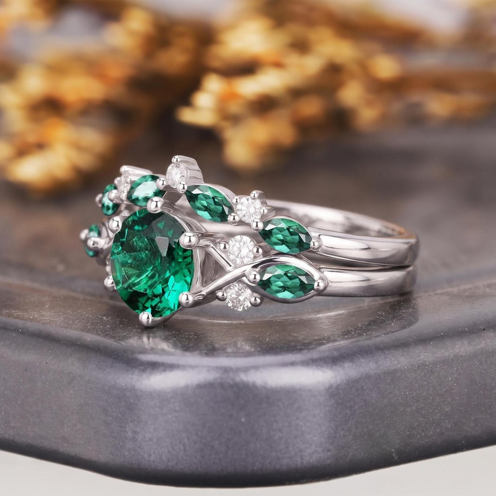 Vintage Leaf & Vine Round Emerald Engagement Ring Set