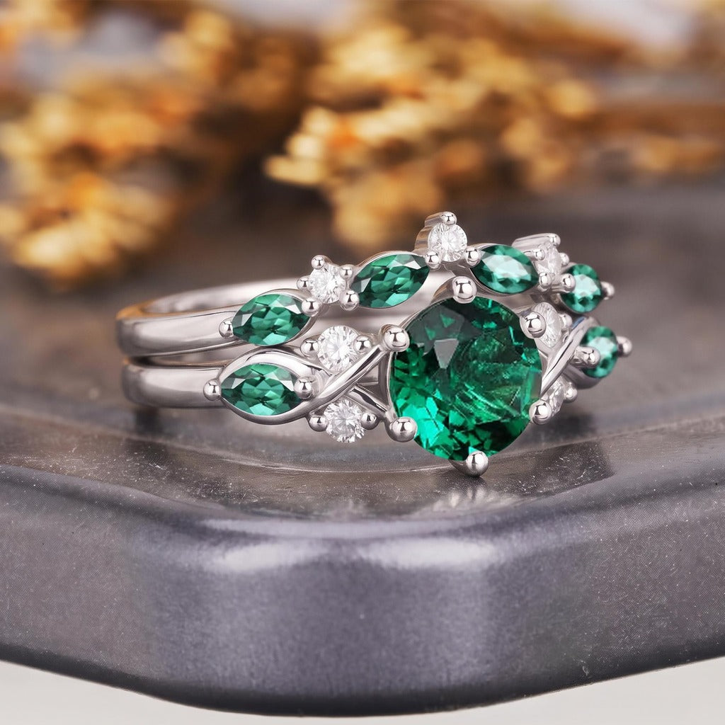 Vintage Leaf & Vine Round Emerald Engagement Ring Set
