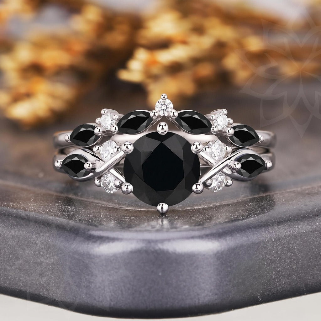 Vintage Leaf & Vine Round Black Onyx Engagement Ring Set