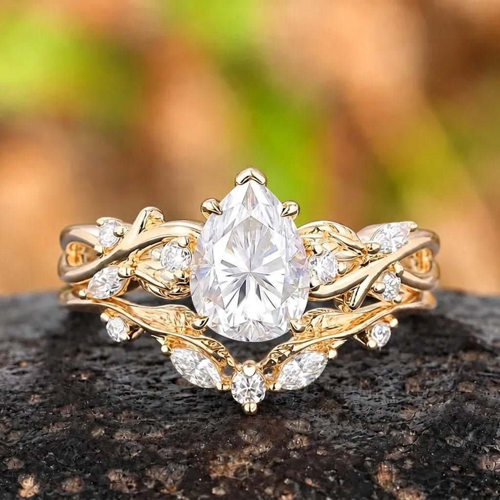 Nature Inspired Pear Cut White Moissanite Engagement Ring Set - anerjuly