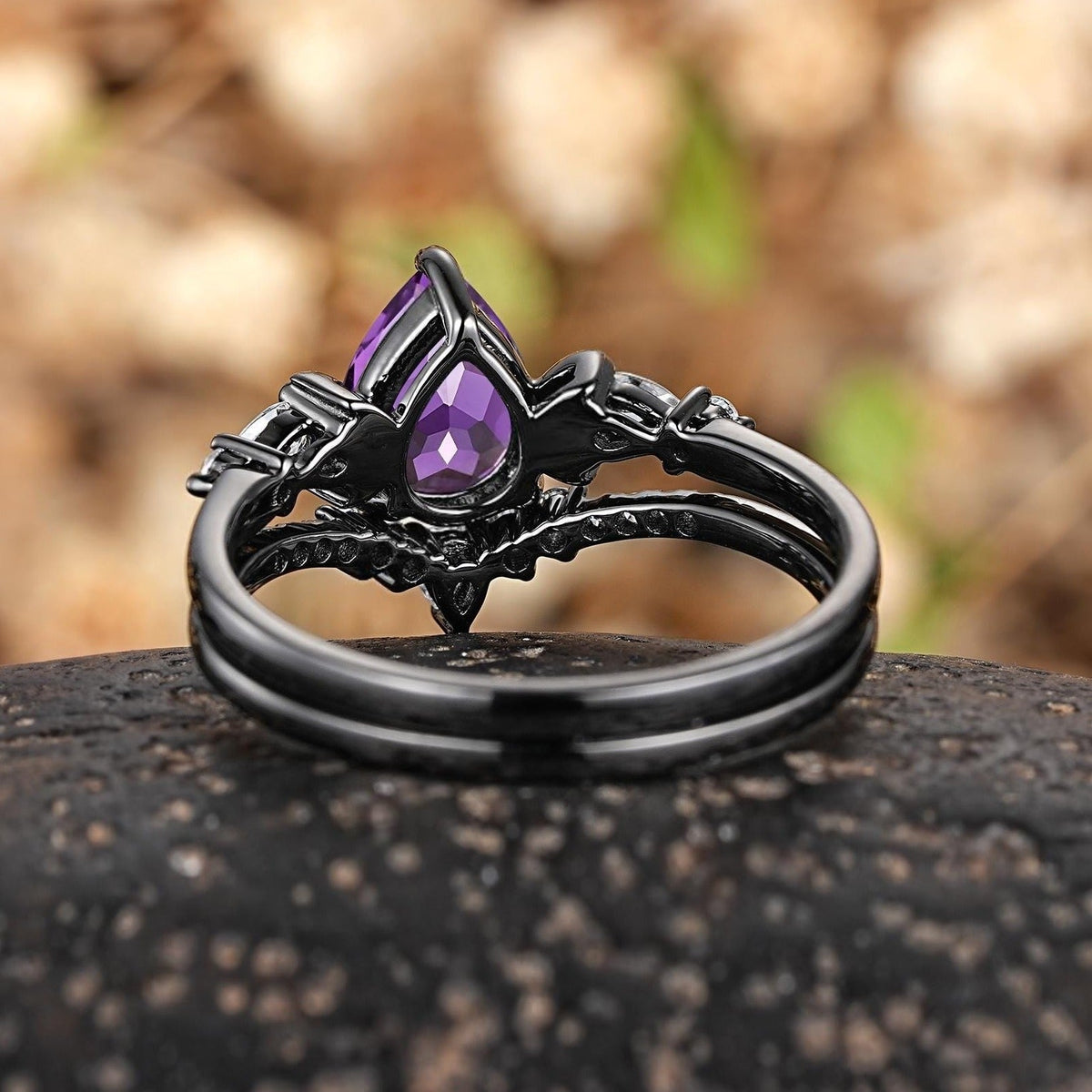 Her Ring - Vintage Crescent Moon Pear Cut Amethyst Bridal Ring Set