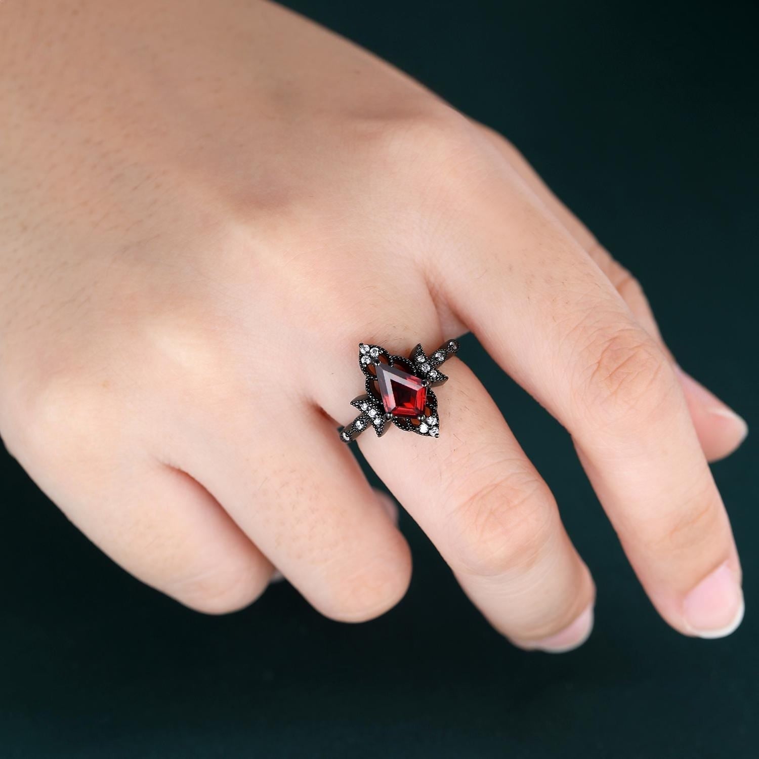 Retro Garnet Couples Ring Set Engagement Ring Set Black Gold Couple Rings Red Tungsten Wedding rings - anerjuly