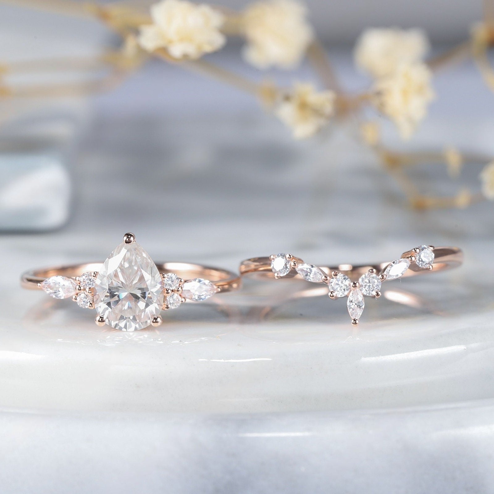 Rose Gold Vintage Pear Cut Moissanite Bridal Set Couple Ring Set His and Her Engagement Ring - anerjuly