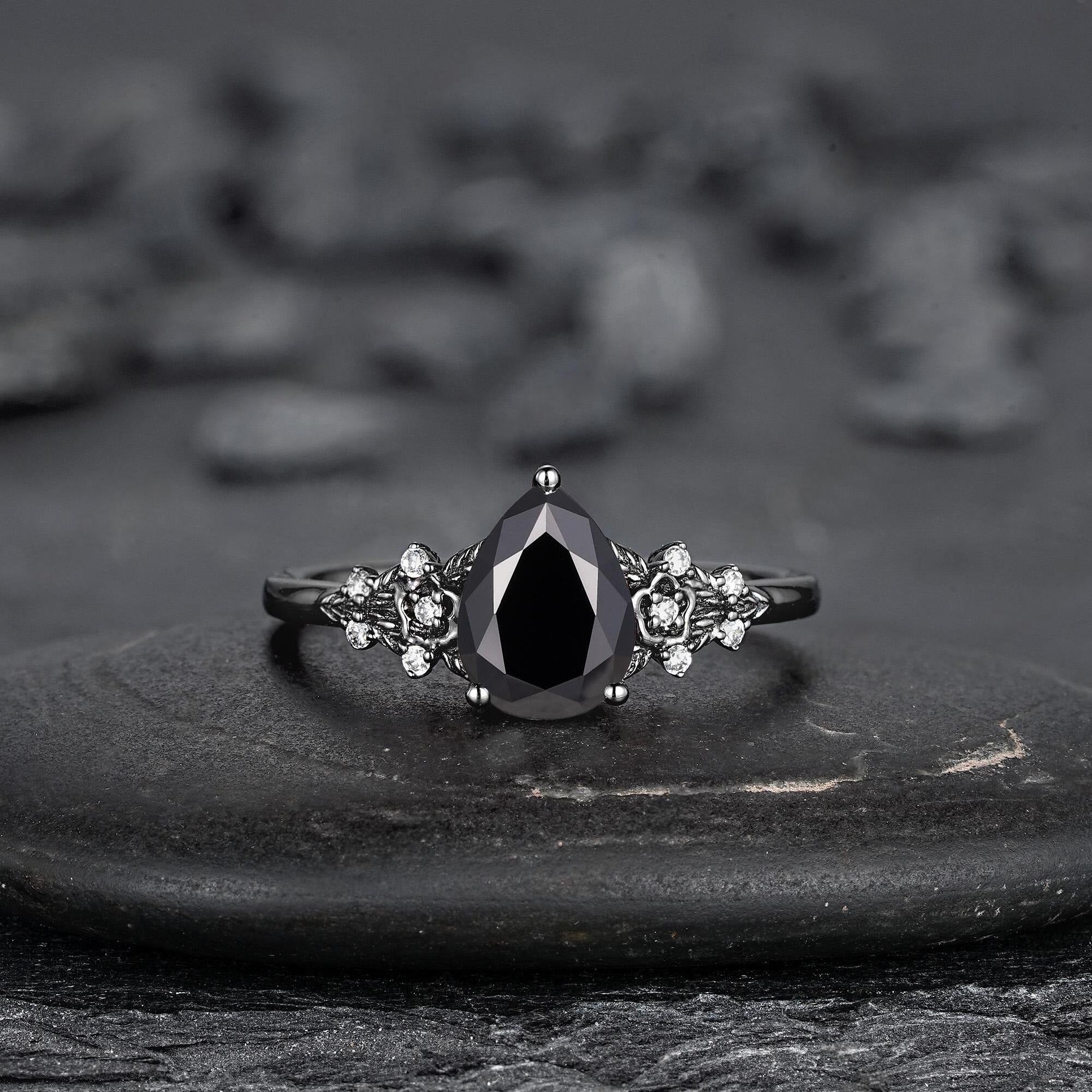 Unique Black Gold Pear Shape Black Onyx Floral Engagement Ring, Witchy Leaf Promise Ring, Gothic Black Wedding Ring Gift for Women - anerjuly