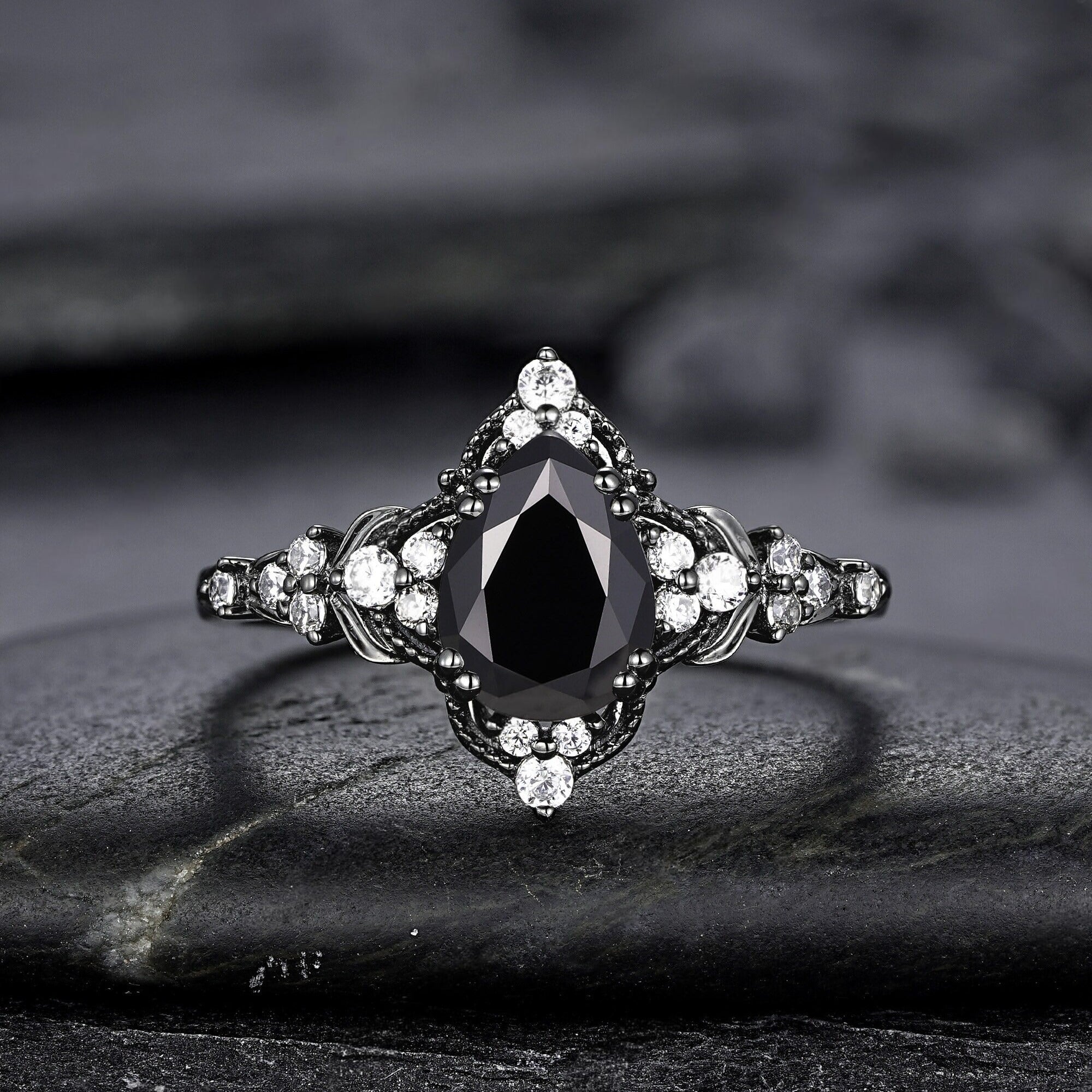 Unique Black Gold Pear Shape Black Onyx Leaf Engagement Ring, Witchy Twig Branch Promise Ring Gothic Black Wedding Ring Gift for Women - anerjuly