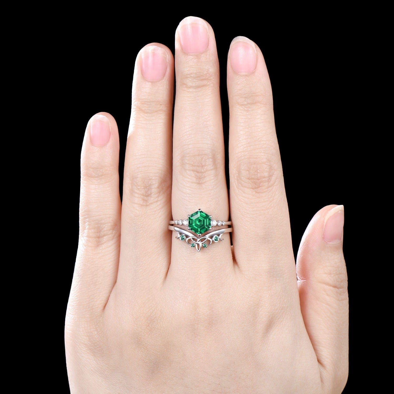Vintage Hexagon Emerald Engagement Ring with V - Shaped Band Ring Set - anerjuly