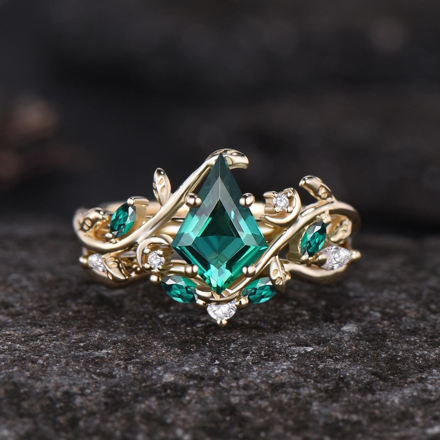 Vintage - Inspired Kite Cut Leaf Design Black Gold Emerald Engagement Ring Set - anerjuly
