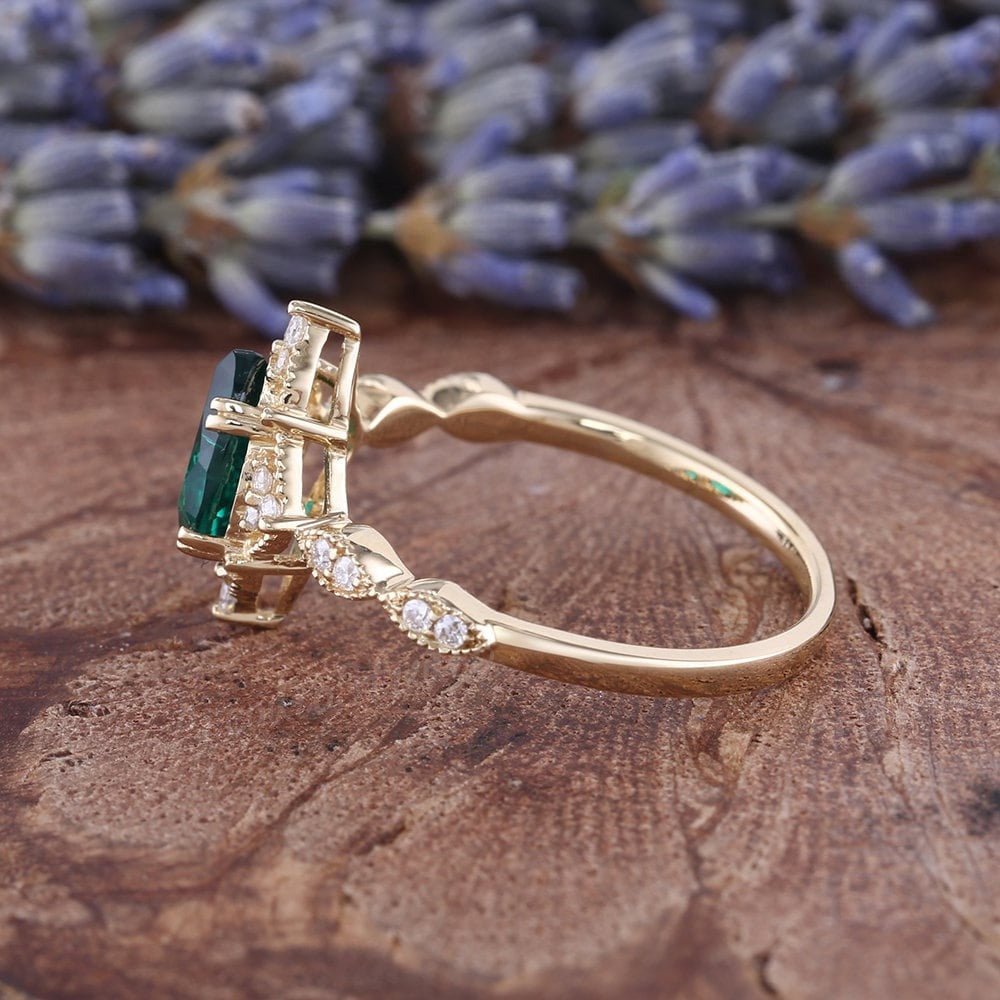 Vintage - Inspired Pear Shape Emerald Engagement Ring Set Unique Floral Emerald Wedding Ring Emerald Promise Ring for Women - anerjuly