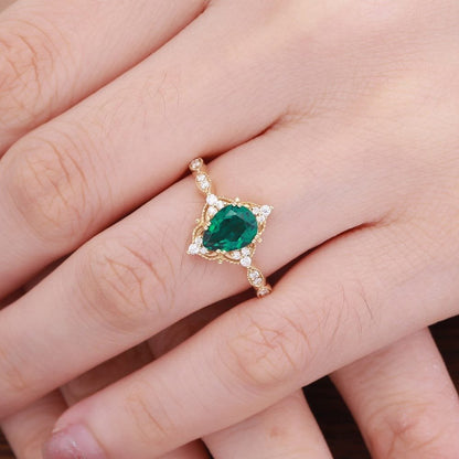 Vintage - Inspired Pear Shape Emerald Engagement Ring Set Unique Floral Emerald Wedding Ring Emerald Promise Ring for Women - anerjuly