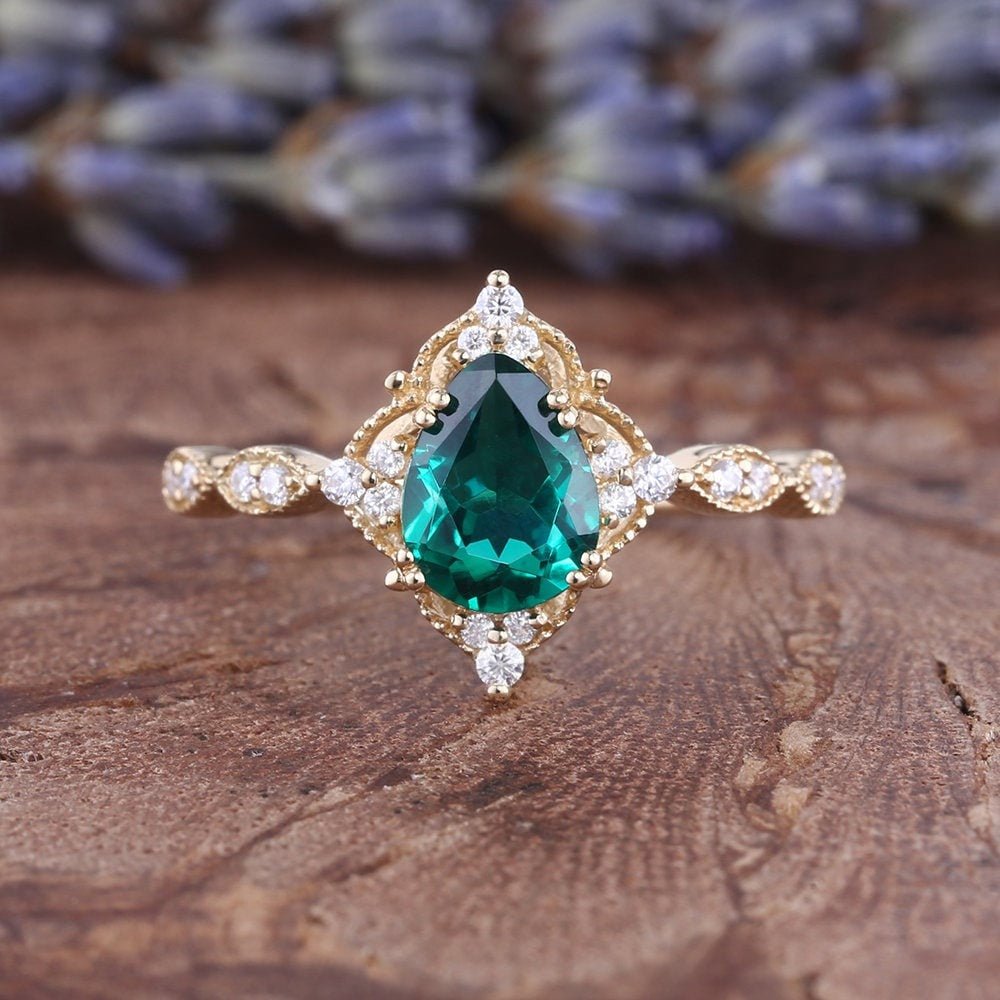 Vintage - Inspired Pear Shape Emerald Engagement Ring Set Unique Floral Emerald Wedding Ring Emerald Promise Ring for Women - anerjuly
