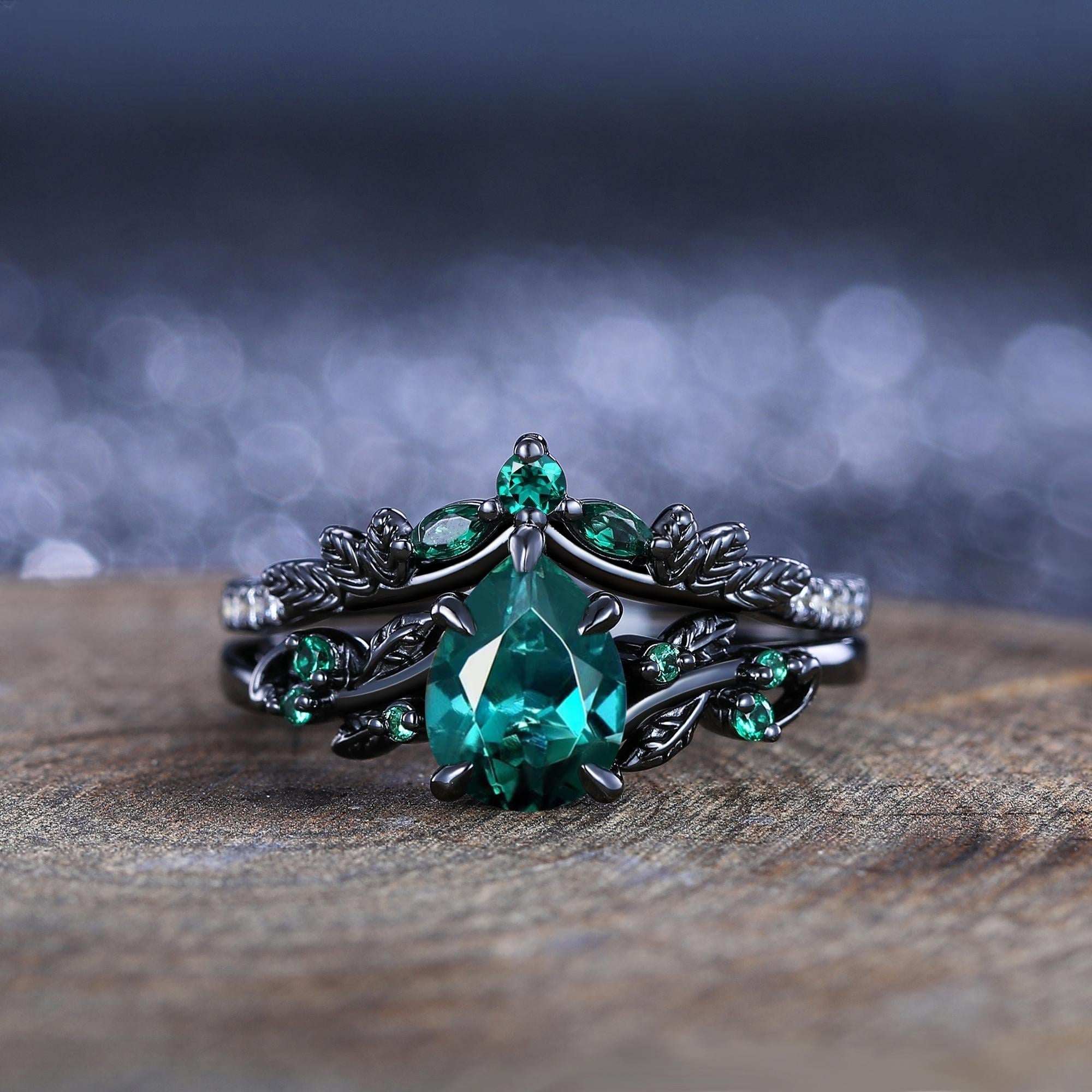 Vintage - Inspired Unique Leaf Design Black Gold Emerald Engagement Ring Set Unique Floral Emerald Wedding Ring - anerjuly