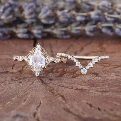 Vintage Nature - Inspired Rose Gold Pear Moissanite Engagement Ring Set Bridal Set - anerjuly